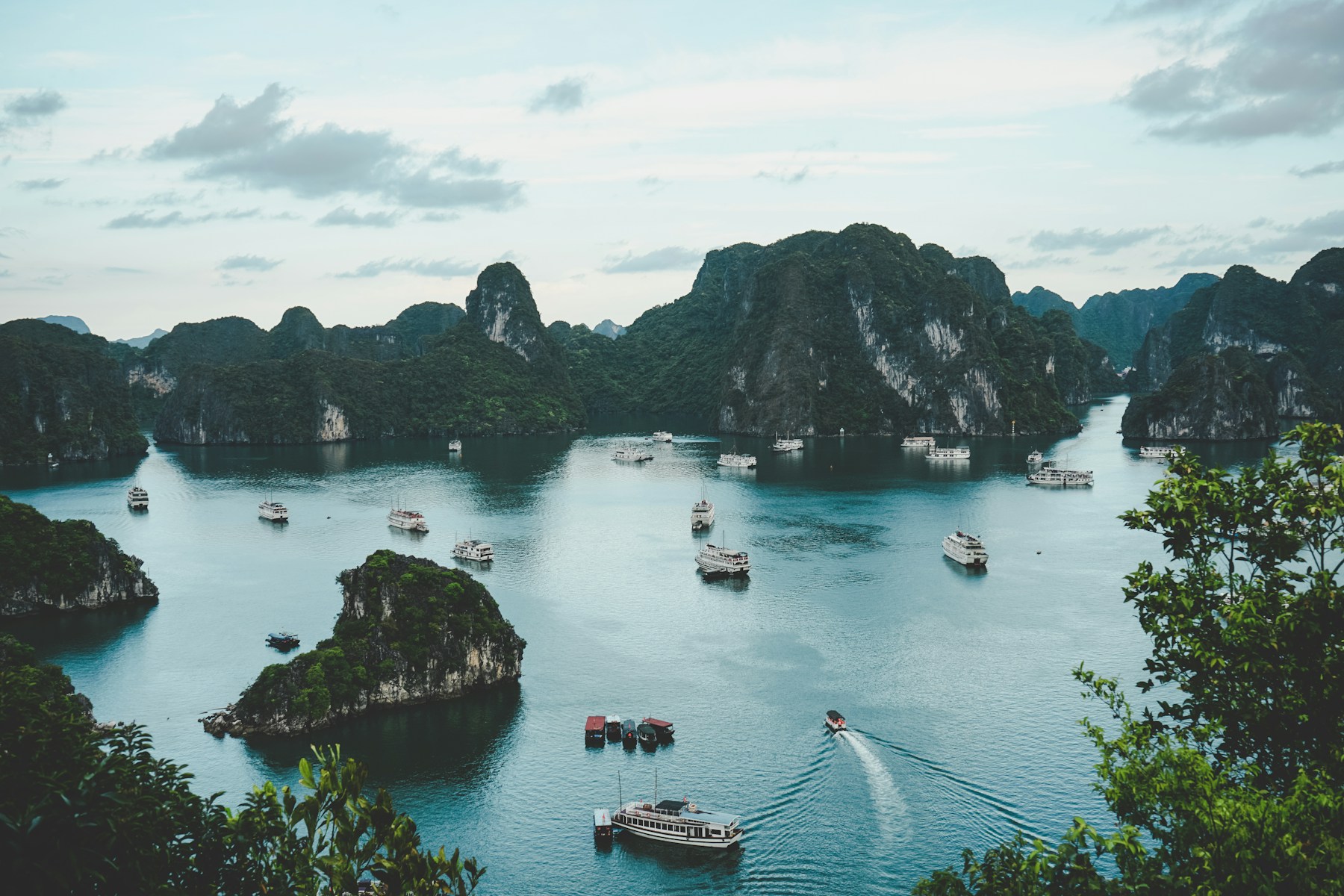 Kiến thiết non sông